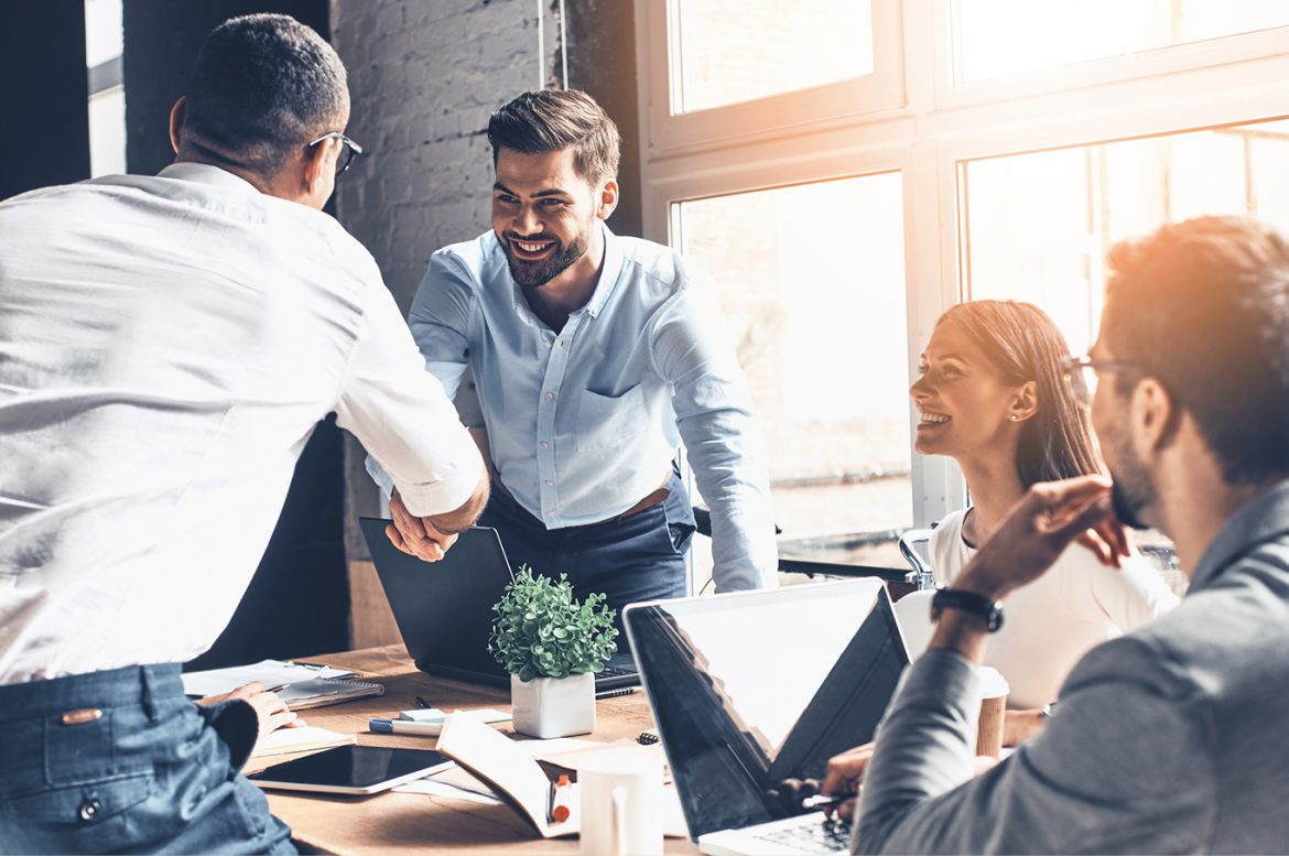 Netzwerken_Aufmacher_Eröffnung_Menschen